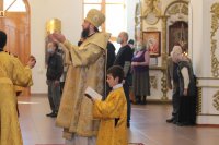 13-В воскресный день Преосвященнейший епископ Амфилохий совершил Божественную Литургию святителя Иоанна Златоуста