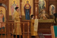 31-В воскресный день Преосвященнейший епископ Амфилохий совершил Божественную Литургию святителя Иоанна Златоуста