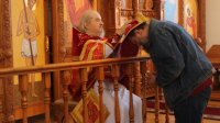 5-Служение епископа Амфилохия в день Радоницы