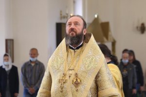 Праздник святых первоверховных апостолов Петра и Павла в главном храме Рудного Алтая
