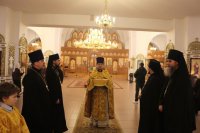 3-Преосвященнейший епископ Амфилохий совершил Божественную Литургию в главном храме Восточного Казахстана