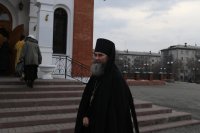 4-Преосвященнейший епископ Амфилохий совершил Божественную Литургию в главном храме Восточного Казахстана