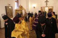7-Преосвященнейший епископ Амфилохий совершил Божественную Литургию в главном храме Восточного Казахстана