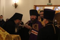 8-Преосвященнейший епископ Амфилохий совершил Божественную Литургию в главном храме Восточного Казахстана