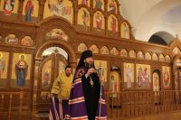 10-Преосвященнейший епископ Амфилохий совершил Божественную Литургию в главном храме Восточного Казахстана