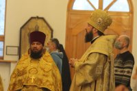 15-Преосвященнейший епископ Амфилохий совершил Божественную Литургию в главном храме Восточного Казахстана
