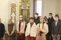 18-Преосвященнейший епископ Амфилохий совершил Божественную Литургию в главном храме Восточного Казахстана