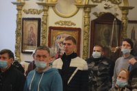 45-Преосвященнейший епископ Амфилохий совершил Божественную Литургию в главном храме Восточного Казахстана