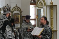 5-В кафедральном соборе Восточного Казахстана совершена первая Литургия Преждеосвященных Даров