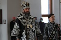 7-В кафедральном соборе Восточного Казахстана совершена первая Литургия Преждеосвященных Даров