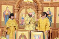 6-В день памяти преподобного Сергия Радонежского  епископ Амфилохий возглавил Божественную Литургию в Андреевском кафедральном соборе