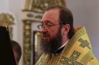 63-В день памяти преподобного Сергия Радонежского  епископ Амфилохий возглавил Божественную Литургию в Андреевском кафедральном соборе