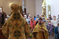 69-В день памяти преподобного Сергия Радонежского  епископ Амфилохий возглавил Божественную Литургию в Андреевском кафедральном соборе