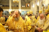 7-Главы Казахстанского и Среднеазиатского Митрополичьих округов совершили всенощное бдение в кафедральном соборе города Ташкента 