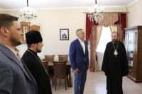6-В дар Андреевскому кафедральному собору передана икона Божией Матери «Всецарица»