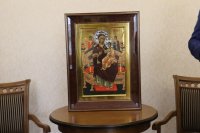 19-В дар Андреевскому кафедральному собору передана икона Божией Матери «Всецарица»
