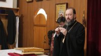 1-Служение епископа Амфилохия в день Троицкой родительской субботы