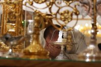 32-Служение епископа Амфилохия в день Троицкой родительской субботы