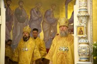 20-В праздник святителя Николая Чудотворца архипастыри Казахстанского и Среднеазиатского Митрополичьих округов совершили Литургию в кафедральном соборе Ташкента