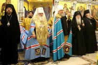 24-В праздник святителя Николая Чудотворца архипастыри Казахстанского и Среднеазиатского Митрополичьих округов совершили Литургию в кафедральном соборе Ташкента