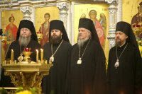31-В праздник святителя Николая Чудотворца архипастыри Казахстанского и Среднеазиатского Митрополичьих округов совершили Литургию в кафедральном соборе Ташкента