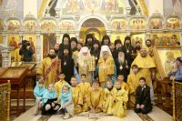 35-В праздник святителя Николая Чудотворца архипастыри Казахстанского и Среднеазиатского Митрополичьих округов совершили Литургию в кафедральном соборе Ташкента