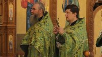 37-«Приидите, людие, Триипостасному Божеству поклонимся, Сыну во Отце, со Святым Духом...». День Святой Троицы в Усть-Каменогорске.
