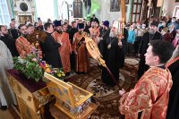 5-Митрополит Александр совершил пасхальный молебен в Воскресенском соборе Семипалатинска