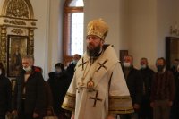 12-Божественная Литургия в день праздника Собора Архистратига Михаила и прочих Небесных Сил бесплотных