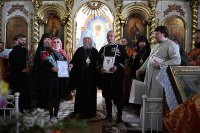 3-Многодетные семьи Усть-Каменогорской епархии удостоены церковных наград 