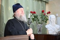 7-Митрополит Астанайский и Казахстанский Александр возглавил творческий вечер в доме-музее писателя Ф.М.Достоевского в Семипалатинске, посвященный 200-летию писателя
