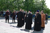 2-На Воскресенском соборе в Семипалатинске открыта мемориальная доска в честь 200-летия со дня рождения Ф.М. Достоевского 