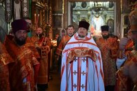 4-Празднование в память Перенесения мощей святителя Николая Чудотворца из Мир Ликийских в город Бари. Митрополит Александр возглавил Литургию в Воскресенском соборе Семипалатинска.
