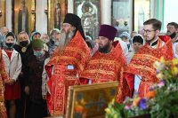 8-Празднование в память Перенесения мощей святителя Николая Чудотворца из Мир Ликийских в город Бари. Митрополит Александр возглавил Литургию в Воскресенском соборе Семипалатинска.