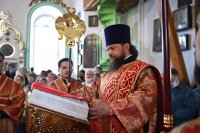 14-Празднование в память Перенесения мощей святителя Николая Чудотворца из Мир Ликийских в город Бари. Митрополит Александр возглавил Литургию в Воскресенском соборе Семипалатинска.