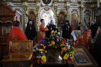 26-Празднование в память Перенесения мощей святителя Николая Чудотворца из Мир Ликийских в город Бари. Митрополит Александр возглавил Литургию в Воскресенском соборе Семипалатинска.