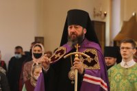 2-Вход Господень в Иерусалим. Божественная Литургия в Андреевском кафедральном соборе.