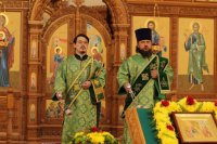 4-Вход Господень в Иерусалим. Божественная Литургия в Андреевском кафедральном соборе.