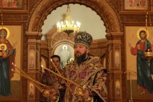В Андреевском кафедральном соборе совершен  чин воздвижения Креста Господня