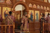 27-В Андреевском кафедральном соборе совершен  чин воздвижения Креста Господня