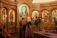 30-В Андреевском кафедральном соборе совершен  чин воздвижения Креста Господня