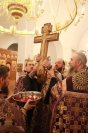 35-В Андреевском кафедральном соборе совершен  чин воздвижения Креста Господня