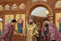 13-Праздник Всемирного Воздвижения Честнаго и Животворящего Креста Господня. Божественная Литургия в Андреевском кафедральном соборе.