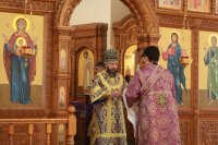 15-Праздник Всемирного Воздвижения Честнаго и Животворящего Креста Господня. Божественная Литургия в Андреевском кафедральном соборе.