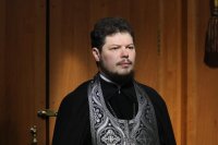 2-Епископ Амфилохий совершил заключительную Литургию Преждеосвященных Даров 