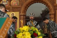 24-Епископ Амфилохий совершил заключительную Литургию Преждеосвященных Даров 