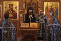 39-Епископ Амфилохий совершил Литургию Преждеосвященных Даров в Троицком  храме Усть-Каменогорска 