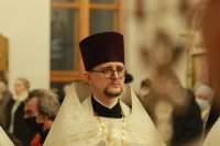 12-В Андреевском кафедральном соборе совершили молебное пение в канун Нового года