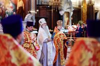 9-Епископ Амфилохий сослужил Святейшему Патриарху Кириллу за Литургией в храме Христа Спасителя в Москве и принял участие в хиротонии архимандрита Игнатия (Сидоренко) во епископа Актюбинского и Кызылординского