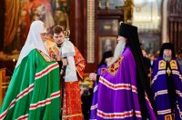 26-Епископ Амфилохий сослужил Святейшему Патриарху Кириллу за Литургией в храме Христа Спасителя в Москве и принял участие в хиротонии архимандрита Игнатия (Сидоренко) во епископа Актюбинского и Кызылординского
